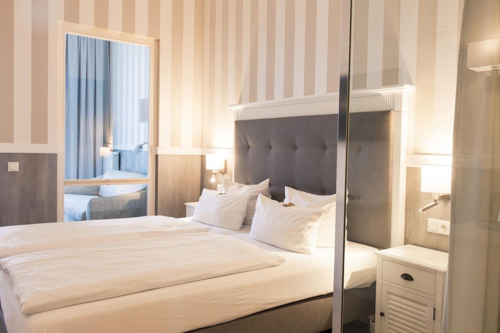 Resort Hotel IV Jahreszeiten זינקסט מראה חיצוני תמונה